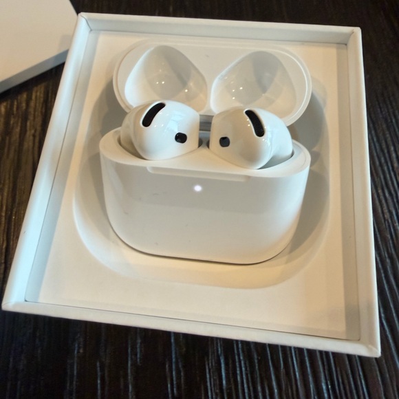 Apple AirPods 4 with Active Noise Cancellation – Pristine / Open Box - Picture 5 of 5